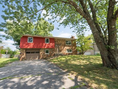 3511 S Wellington Dr