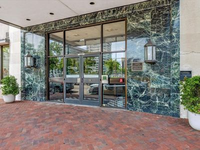 109 N Main St APT 1401
