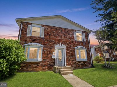 392 Rutgers Ct