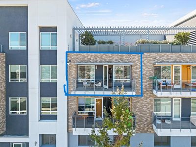 382 Llano De Los Robles Ave #7
