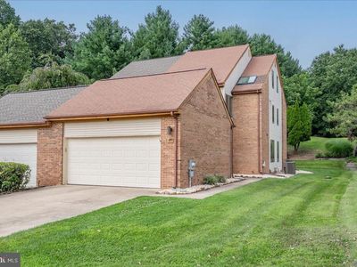 10 Bowie Dr