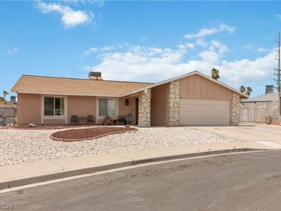 1341 Saddle Ln