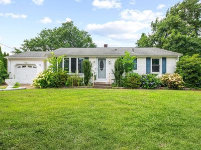 12 Janet Dr