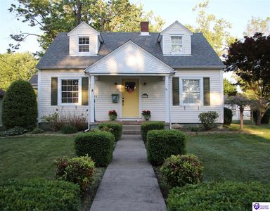 804 Lebanon Ave