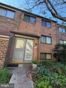 8935 Skyrock Ct