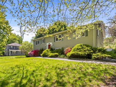 3755 Seymart Place