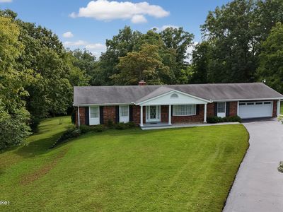 1022 Greenbriar Rd