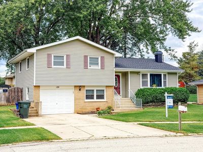 Property at 126 Bunkerhill Ave, South Elgin, IL