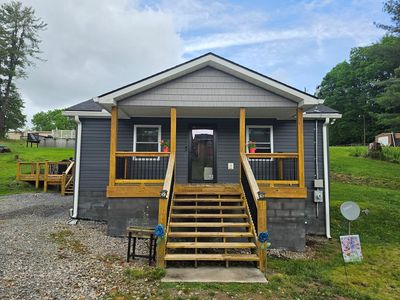 127 Enterprise Ln