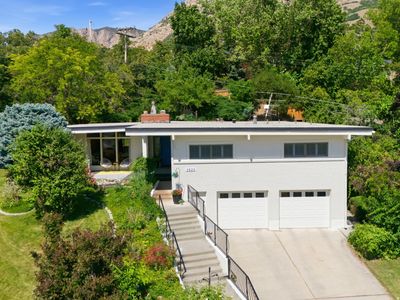 3520 Kingston Cir
