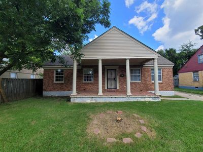3132 Lamphier Ave