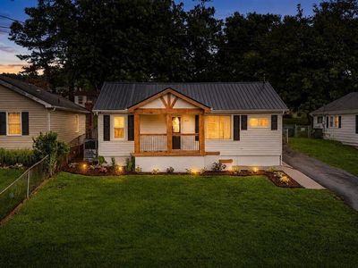 3412 Bloomingdale Rd