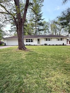 749 Sherwood Dr