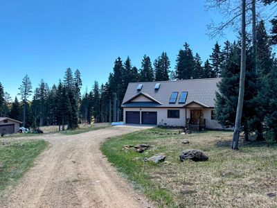 215 Pleasant Meadow