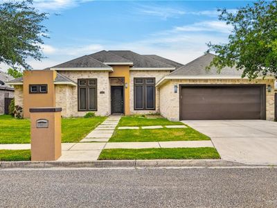 3901 Falcon Dr