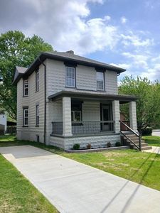 Property at 103 W Walnut St, Southgate, KY