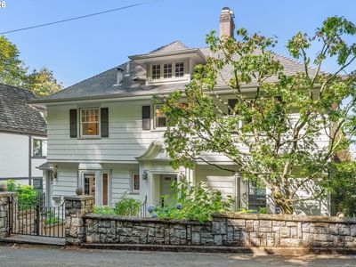 524 NW Albemarle Ter