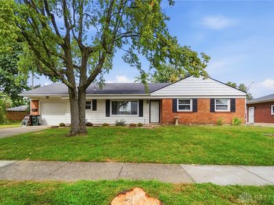 1217 Cloverfield Ave
