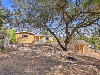 21111 Almaden Rd