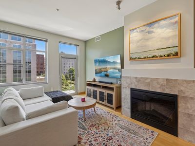 309 W Washington Ave Unit 613