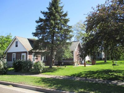 1200 S Beaumont Road