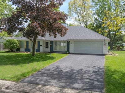 Property at 40 Cayman Dr, Montgomery, IL