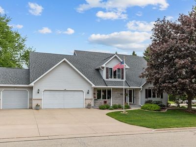 130 Hilltop Dr