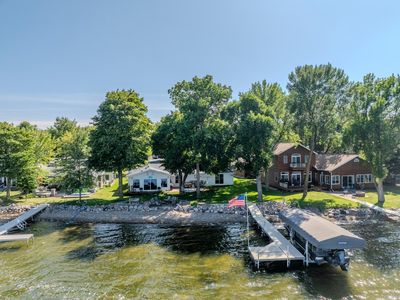 436 Shorewood Dr