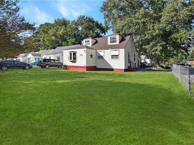 3600 Commonwealth Ave