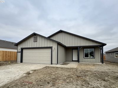 874 NE Laurel Springs Dr