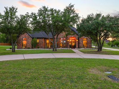 1504 Brook Ln
