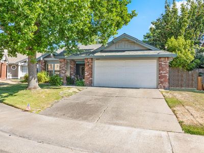 8069 Elnora Ct