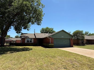 Property at 400 Mockingbird Dr N, Altus, OK