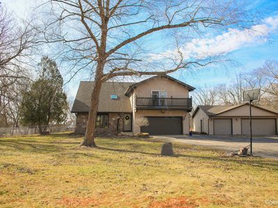 Property at 3203 Elizabeth St, Marengo, IL