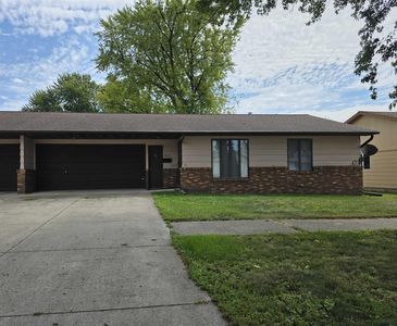Property at 1013 5th Ave, Sheldon, IA