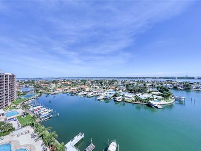 31 Island Way APT 1404