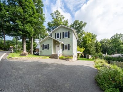 15 Northwestern Way