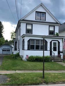 419 Margaret St