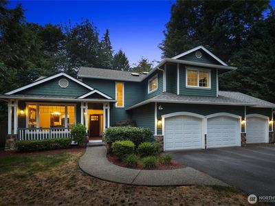 6211 247th Avenue NE