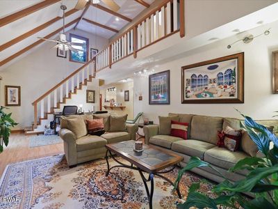 104 Broadmoor Dr