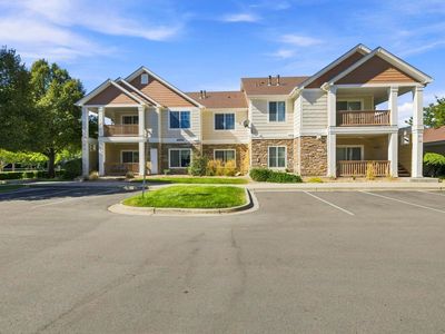 4605 Hahns Peak Dr #201