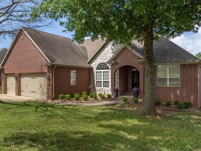 2023 N Bridgeport Dr