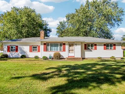 110 Boxwood Dr