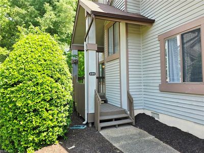 220 Misty Pointe Ln