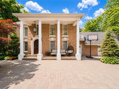 6475 Amboy Rd