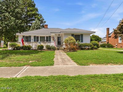 103 W Julian Avenue