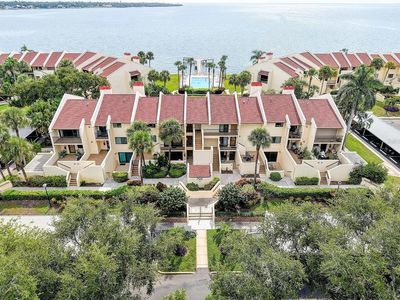 7510 SUNSHINE SKYWAY LANE S #T13