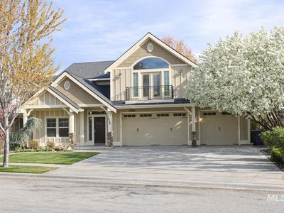 1062 E Rubicon Dr