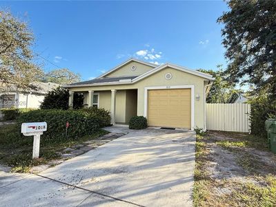 Property at 1018 Foster Rd, Hallandale Beach, FL