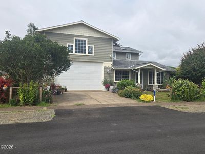 758 SW Swan Ave